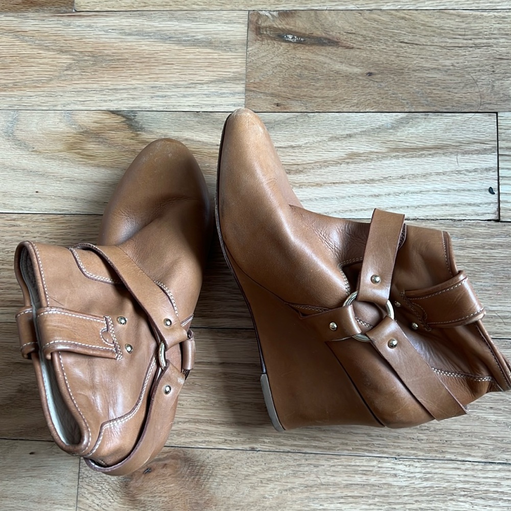 Rebecca Minkoff tan wedge booties